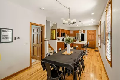 216 E Smith St, Milwaukee, WI 53207 - Photo 10