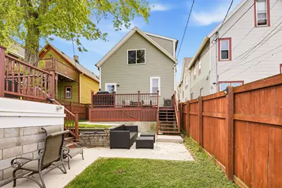216 E Smith St, Milwaukee, WI 53207 - Photo 26