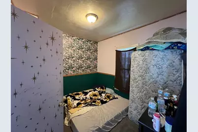 1114 S 11th St, Sheboygan, WI 53081 - Photo 2