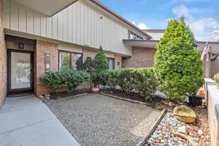 12808 N Colony Dr, Mequon, WI 53097 - Photo 28