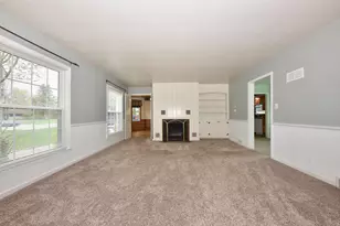 2073 E Sumner St, Hartford, WI 53027 - Photo 4
