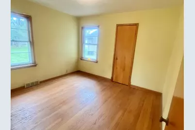 2607  Lincoln Ave, Two Rivers, WI 54241 - Photo 4