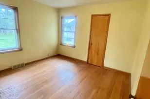 2607 Lincoln Ave, Two Rivers, WI 54241 - Photo 4