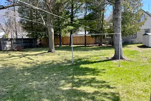 2607 Lincoln Ave, Two Rivers, WI 54241 - Photo 12