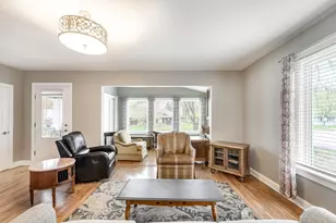 1115 E Racine Ave, Waukesha, WI 53186 - Photo 10