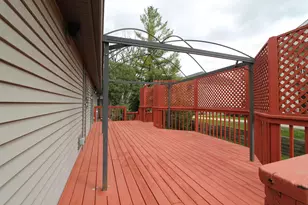 915 Park Cir, Racine, WI 53182 - Photo 24