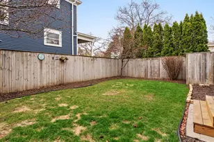 857 N 8th St, Manitowoc, WI 54220 - Photo 32