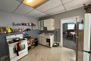 1114 S 11th St, Sheboygan, WI 53081 - Photo 6
