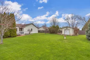 4916 White Fox Dr, Sheboygan, WI 53081 - Photo 30
