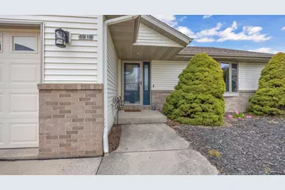4916  White Fox Dr, Sheboygan, WI 53081 - Photo 4