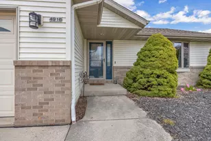 4916 White Fox Dr, Sheboygan, WI 53081 - Photo 4