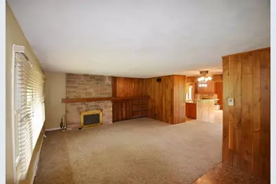 275 N Park St, Whitewater, WI 53190 - Photo 16