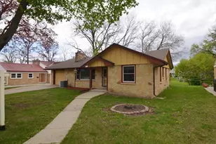 275 N Park St, Whitewater, WI 53190 - Photo 2
