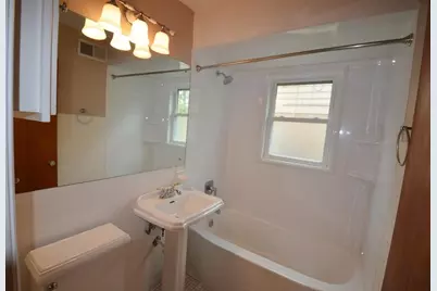 275 N Park St, Whitewater, WI 53190 - Photo 24
