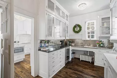 2121 N Terrace Ave, Milwaukee, WI 53202 - Photo 28