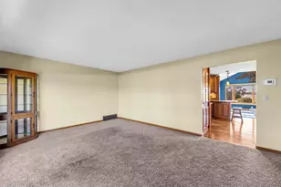 21301 W 6 Mile Rd, Racine, WI 53126 - Photo 8