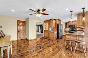 21301 W 6 Mile Rd, Racine, WI 53126 - Photo 16