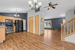 164 E Fairfield Dr, Oak Creek, WI 53154 - Photo 2