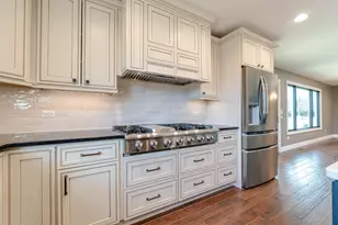 W1461 Maureen Ct, Bloomfield, WI 53147 - Photo 6