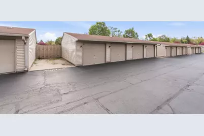 W168N11487  El Camino Dr, Germantown, WI 53022 - Photo 22