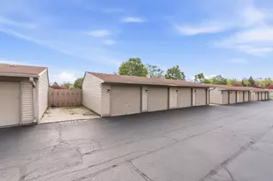 W168N11487 El Camino Dr, Germantown, WI 53022 - Photo 22