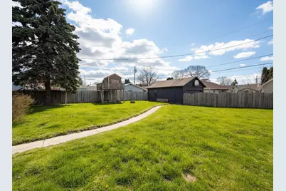 2529 S 7th St, Sheboygan, WI 53081 - Photo 20