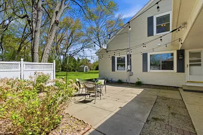 330 W Manor Cir, Bayside, WI 53217 - Photo 30