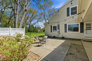 330 W Manor Cir, Bayside, WI 53217 - Photo 30