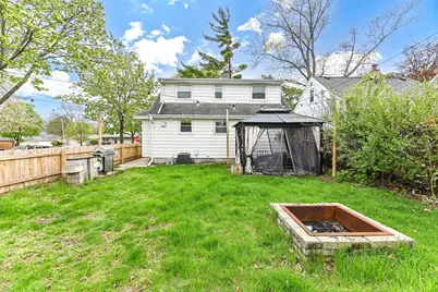 6300 W Cleveland Ave, Milwaukee, WI 53219 - Photo 26