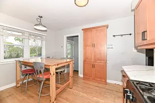 6300 W Cleveland Ave, Milwaukee, WI 53219 - Photo 10