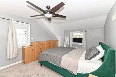 6300 W Cleveland Ave, Milwaukee, WI 53219 - Photo 18