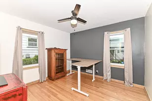 6300 W Cleveland Ave, Milwaukee, WI 53219 - Photo 16