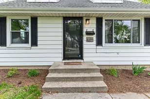 6300 W Cleveland Ave, Milwaukee, WI 53219 - Photo 2