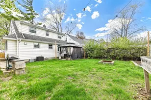 6300 W Cleveland Ave, Milwaukee, WI 53219 - Photo 28