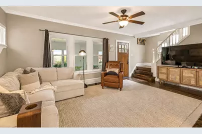 2625 S Wentworth Ave, Milwaukee, WI 53207 - Photo 8