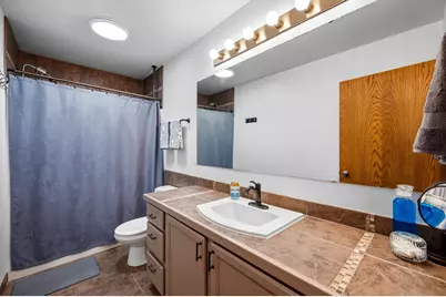 3361  Basil Dr, Madison, WI 53704 - Photo 8