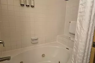 111 Center St, Lake Geneva, WI 53147 - Photo 18