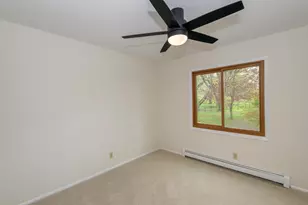 W296N575 Bryn Dr, Delafield, WI 53188 - Photo 28