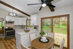 W296N575 Bryn Dr, Delafield, WI 53188 - Photo 12