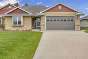 4103 Spring Ct, Sheboygan, WI 53083 - Photo 2