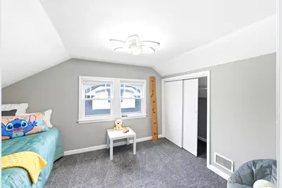 1102  Walton Ave, Racine, WI 53402 - Photo 12