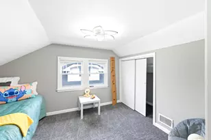 1102 Walton Ave, Racine, WI 53402 - Photo 12