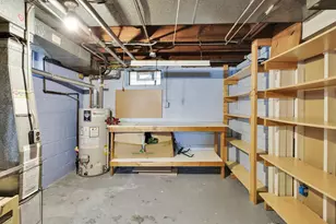 8229 Gridley Ave, Wauwatosa, WI 53213 - Photo 26