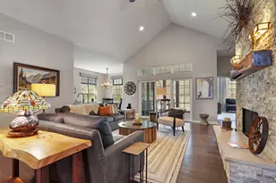 120 Lake Vista Ct, Fontana, WI 53125 - Photo 8