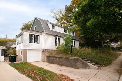 362 E Mill St, Richland Center, WI 53581 - Photo 2