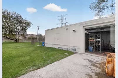 6200 N 39th St, Milwaukee, WI 53209 - Photo 4