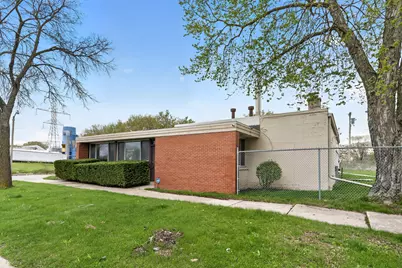 6200 N 39th St, Milwaukee, WI 53209 - Photo 32