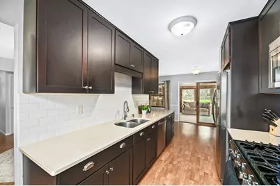 W173N8479  Westbridge Ave, Menomonee Falls, WI 53051 - Photo 18
