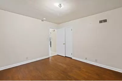 4146 N Bartlett Ave #4148, Shorewood, WI 53211 - Photo 30