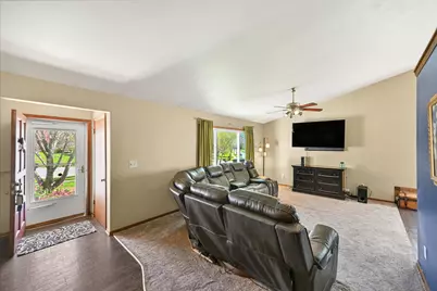 495 E Marquette Ave, Oak Creek, WI 53154 - Photo 24